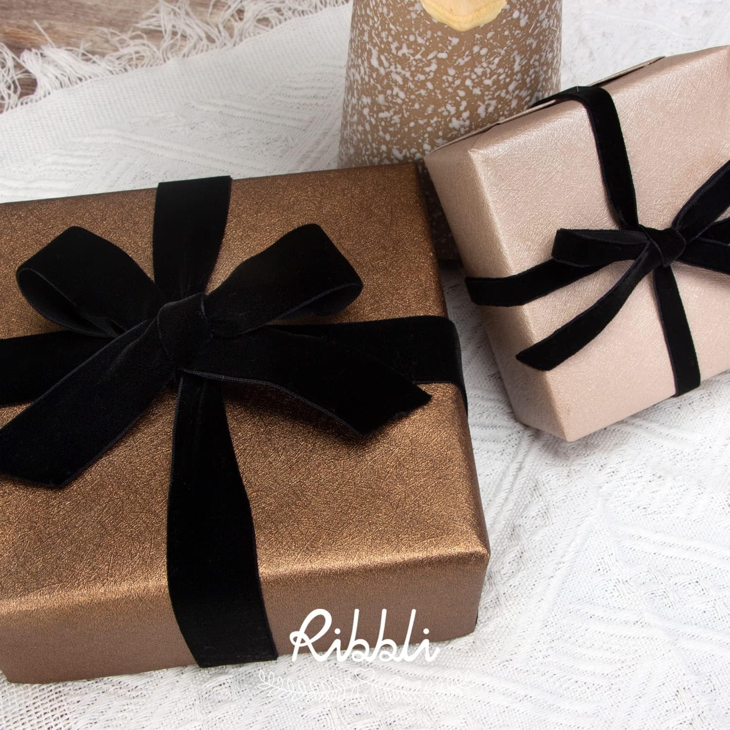 Ribbli Polyester Forest Green Velvet Ribbon,3/8 Inches,10-Yard Spool,Use for Choker,Gift Wrapping,Floral Bouquets, Boutonnieres(Black)
