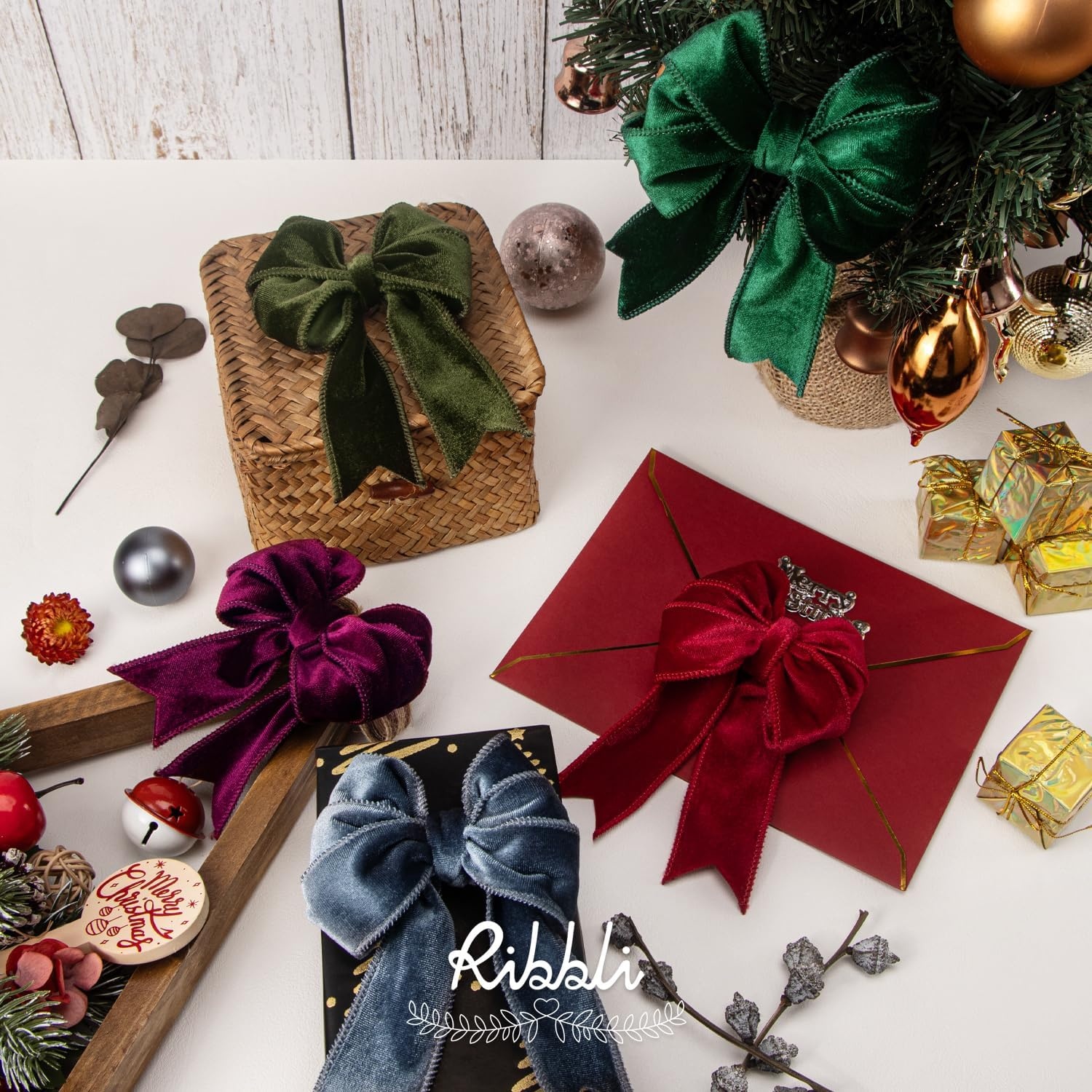 Ribbli Dusty Green Velvet Wired Ribbon 4 Inch Sage Velvet with Satin Christmas Ribbon for Gift Wrapping Christmas Tree Decoration Crafts Wreaths Supplies-Continuous 10 Yards(Moss Green)