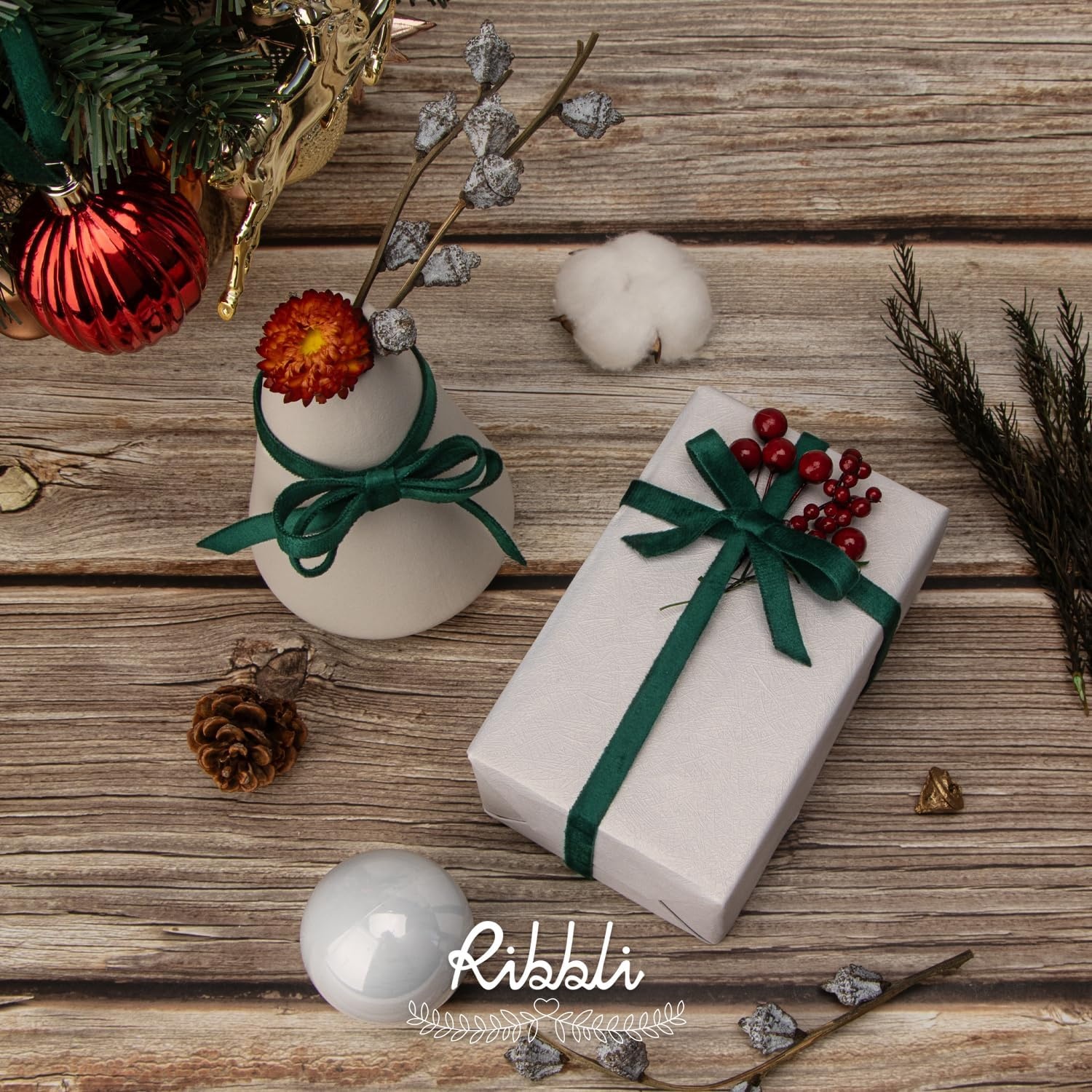 Ribbli Antique Gold Velvet Ribbon 3 Rolls Double Faced 3/8 Inch 18-Yard with Wooden Spool Use for Christmas Tree Ornaments Gift Wrapping Wreath Decoration Wedding Boutonnieres(Red/Cream/Green)