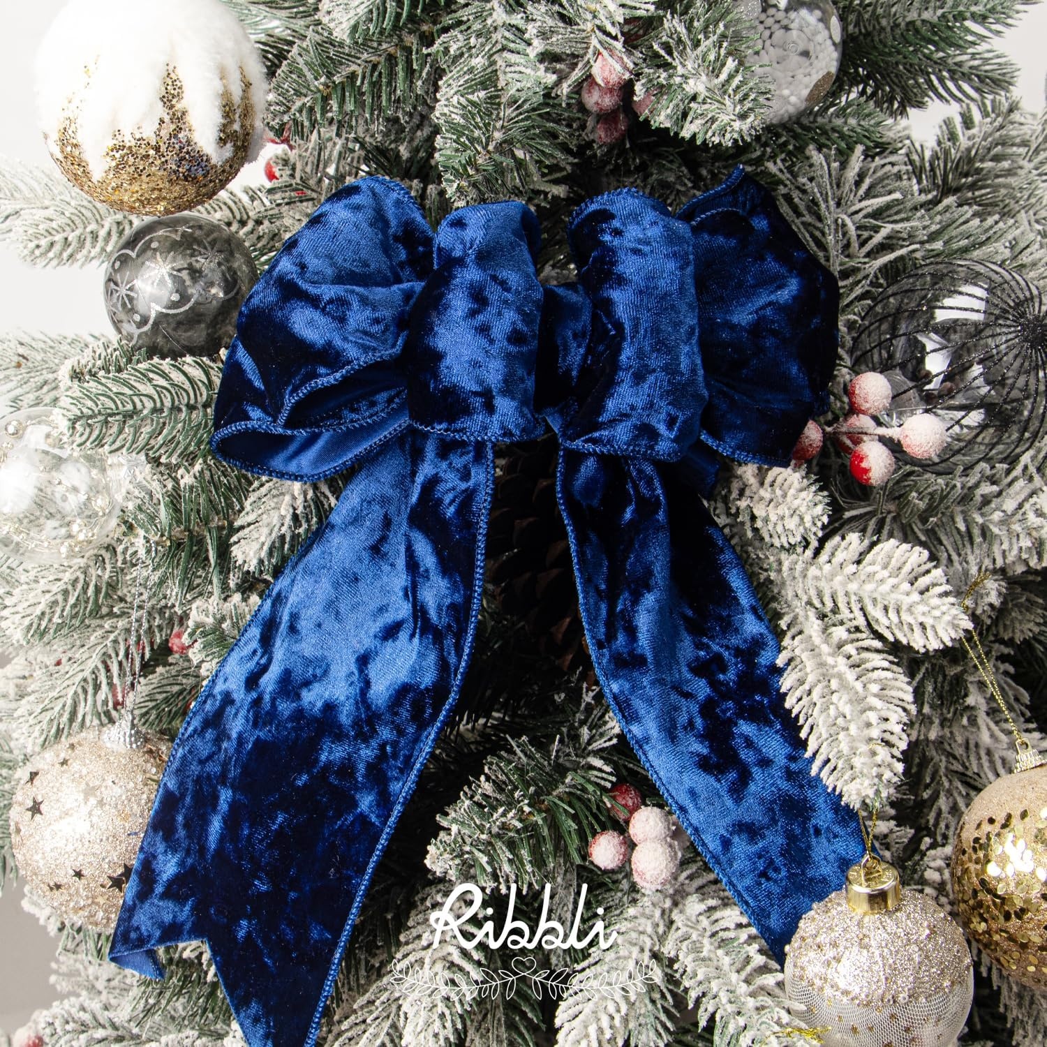 Ribbli Royal Blue Velvet Wired Ribbon 4 Inch Crushed Velvet Christmas Ribbon for Gift Wrapping Christmas Tree Decoration Crafts Wreaths Supplies-Continuous 10 Yards(Royal Blue)