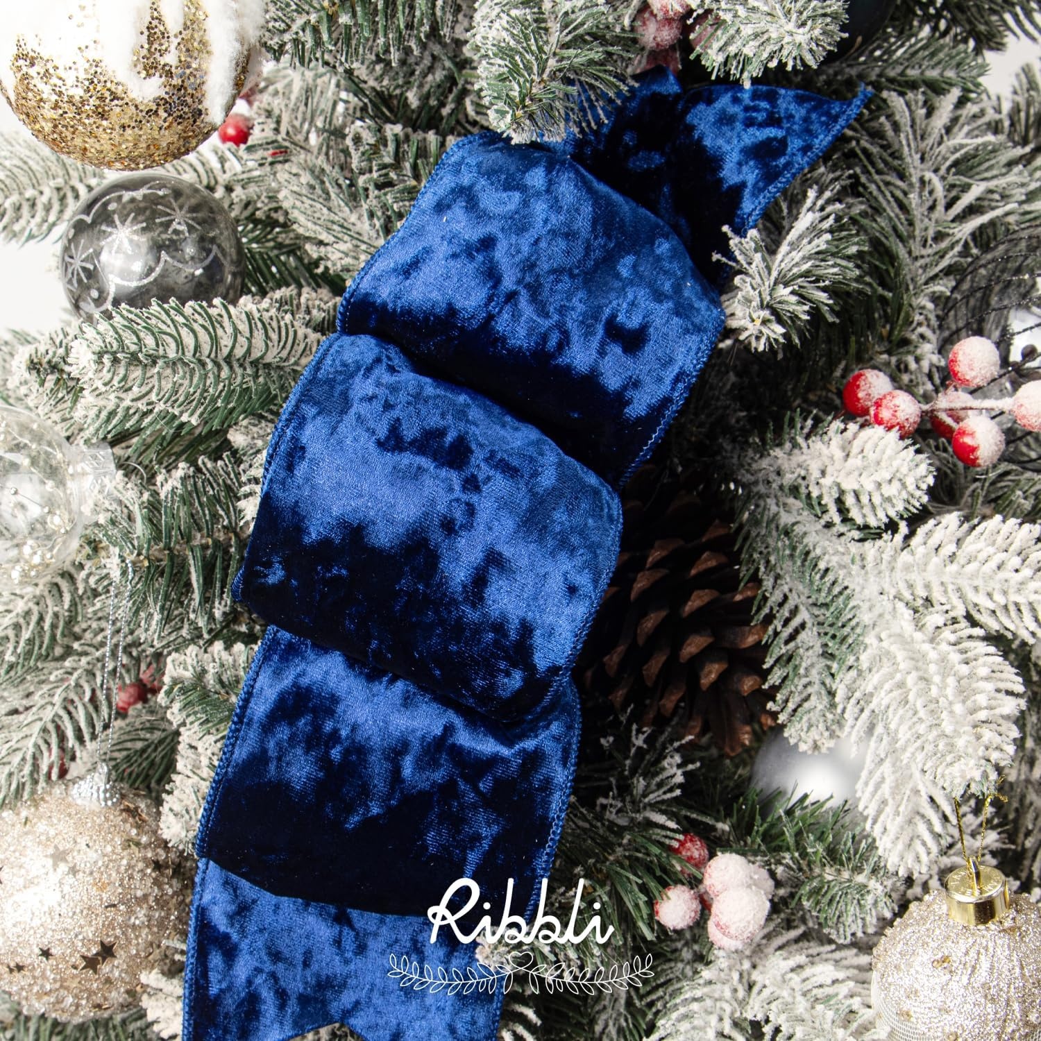 Ribbli Royal Blue Velvet Wired Ribbon 4 Inch Crushed Velvet Christmas Ribbon for Gift Wrapping Christmas Tree Decoration Crafts Wreaths Supplies-Continuous 10 Yards(Royal Blue)