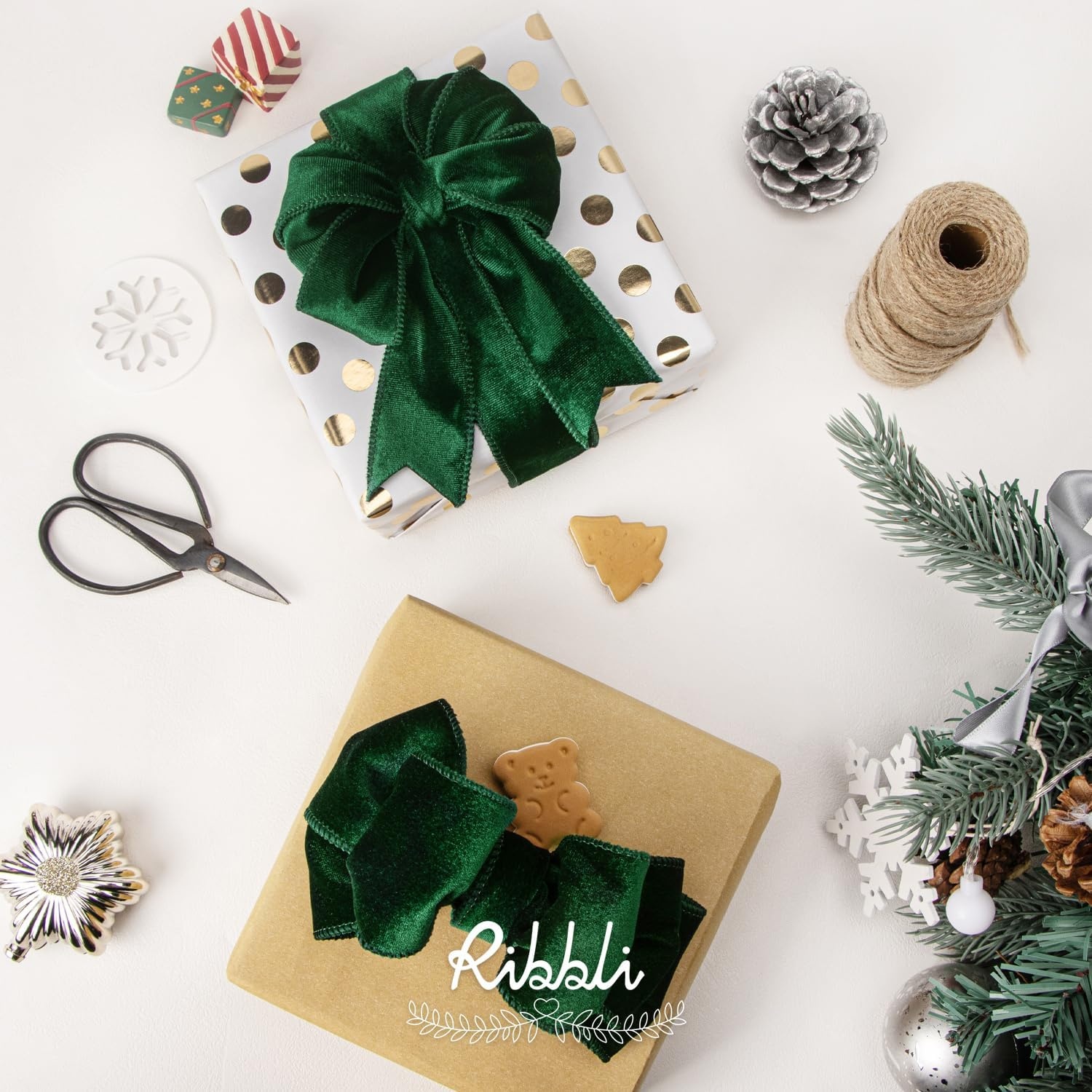 Ribbli Dusty Green Velvet Wired Ribbon 4 Inch Sage Velvet with Satin Christmas Ribbon for Gift Wrapping Christmas Tree Decoration Crafts Wreaths Supplies-Continuous 10 Yards(Forest Green)