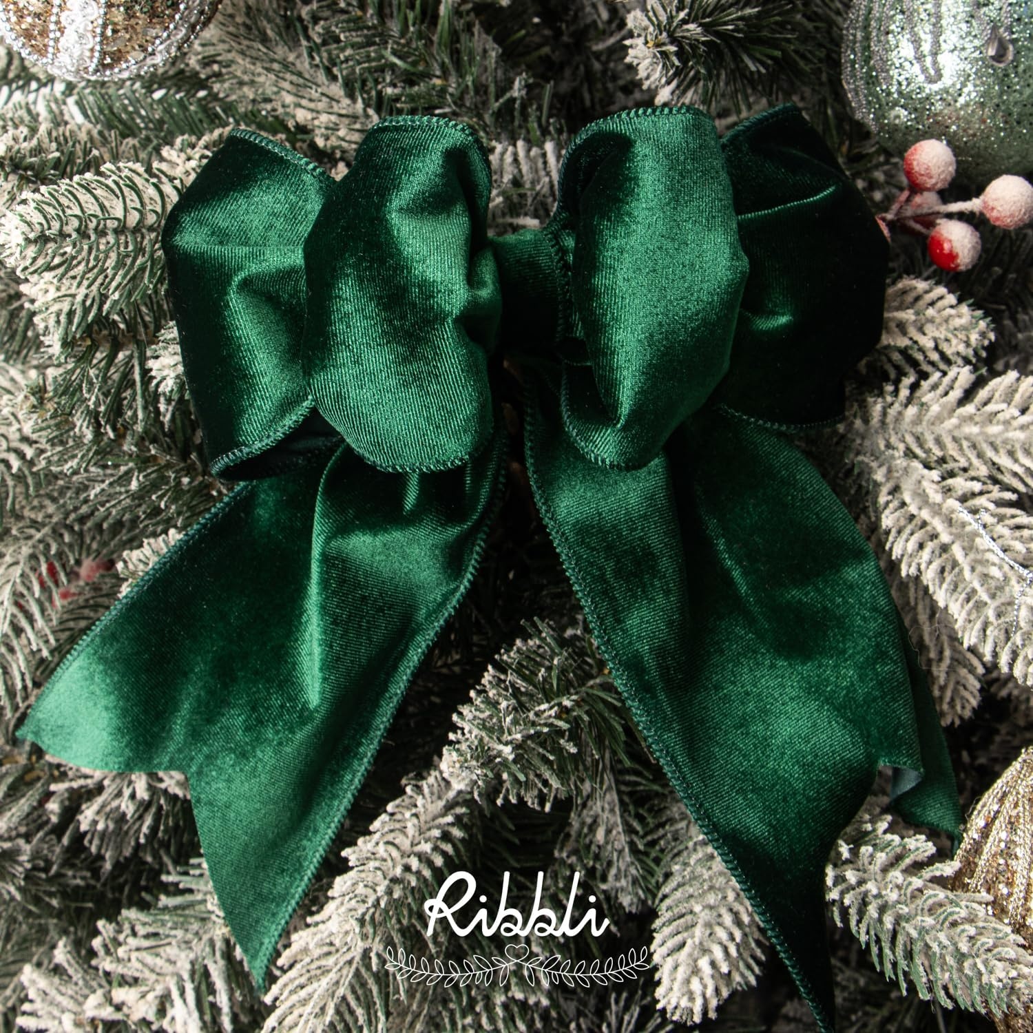 Ribbli Dusty Green Velvet Wired Ribbon 4 Inch Sage Velvet with Satin Christmas Ribbon for Gift Wrapping Christmas Tree Decoration Crafts Wreaths Supplies-Continuous 10 Yards(Forest Green)