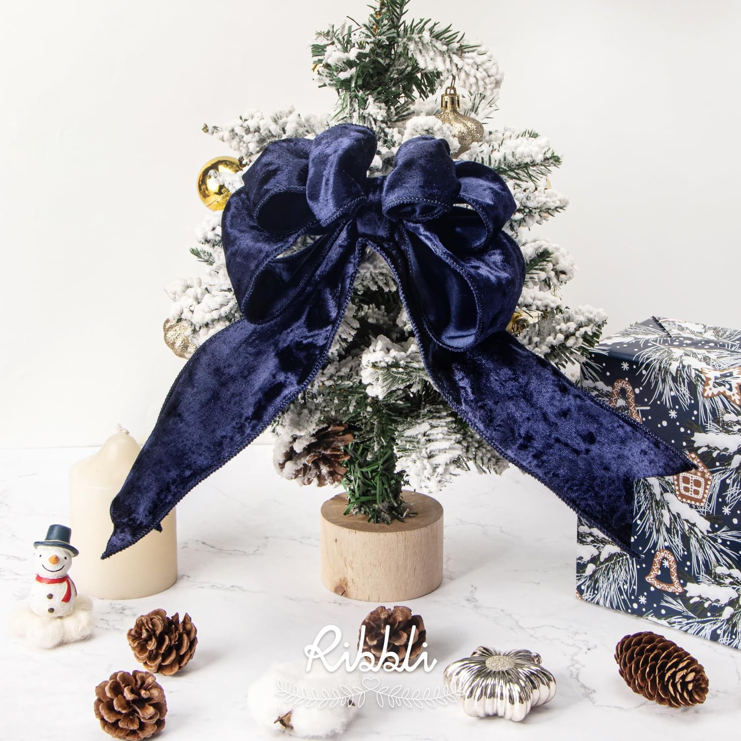 Ribbli Royal Blue Velvet Wired Ribbon 4 Inch Crushed Velvet Christmas Ribbon for Gift Wrapping Christmas Tree Decoration Crafts Wreaths Supplies-Continuous 10 Yards(Navy)