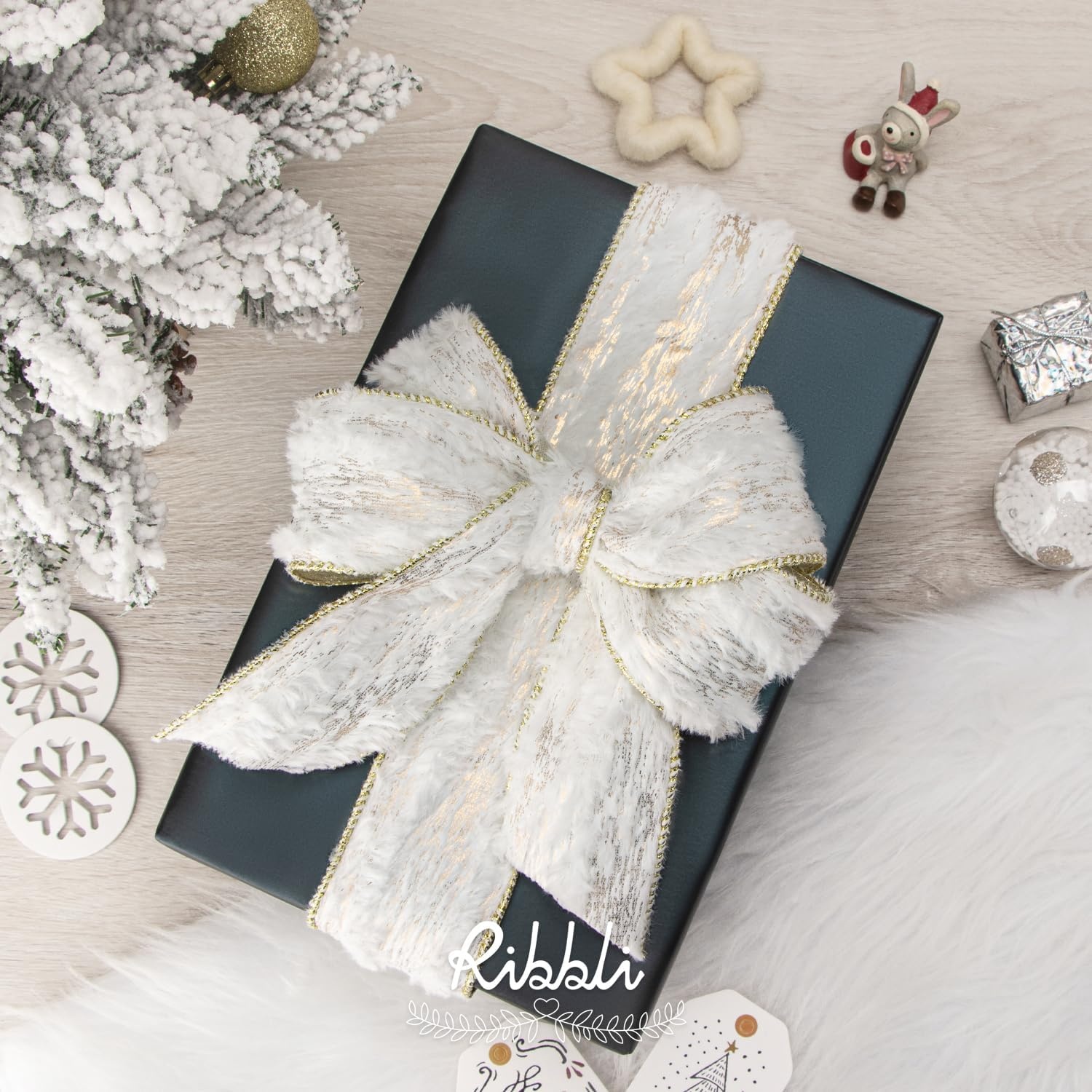 Ribbli White Fluffy Velvet Wired Ribbon with Champagne Gold Foil 4 Inch Christmas Ribbon for Gift Wrapping Topper Bow Christmas Tree Decoration Crafts Wreaths Supplies-Continuous 10 Yards(White/Champagne)