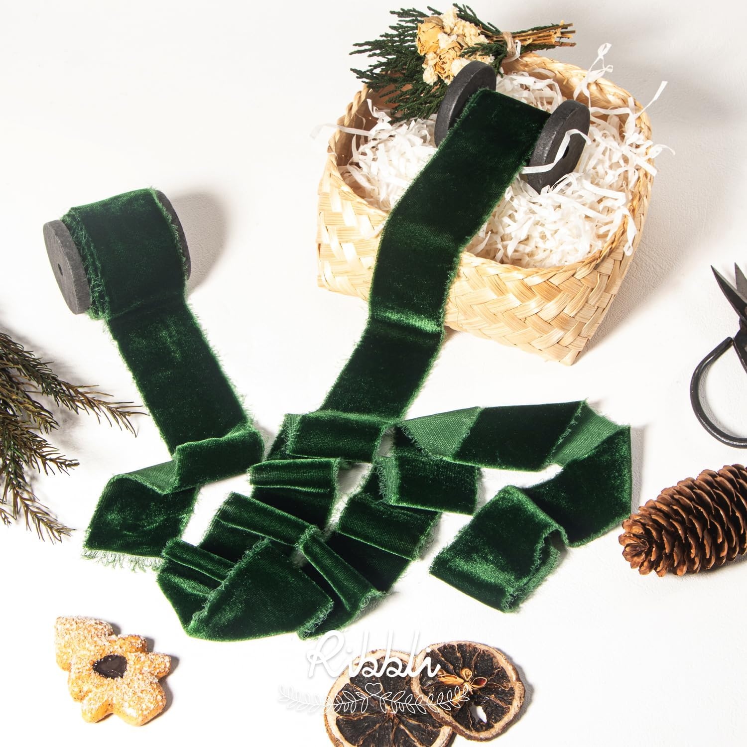 Ribbli Burgundy Velvet Ribbon 1.5 Inch Handmade Frayed Vintage Christmas Ribbon for Gift Wrapping Christmas Tree Ornament Wreath Craft Home Decor -Total 3 Yards with Wooden Spool(Forest Green)