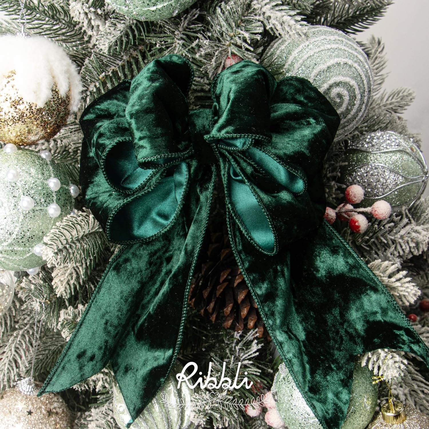Ribbli Royal Blue Velvet Wired Ribbon 4 Inch Crushed Velvet Christmas Ribbon for Gift Wrapping Christmas Tree Decoration Crafts Wreaths Supplies-Continuous 10 Yards(Dark Green)