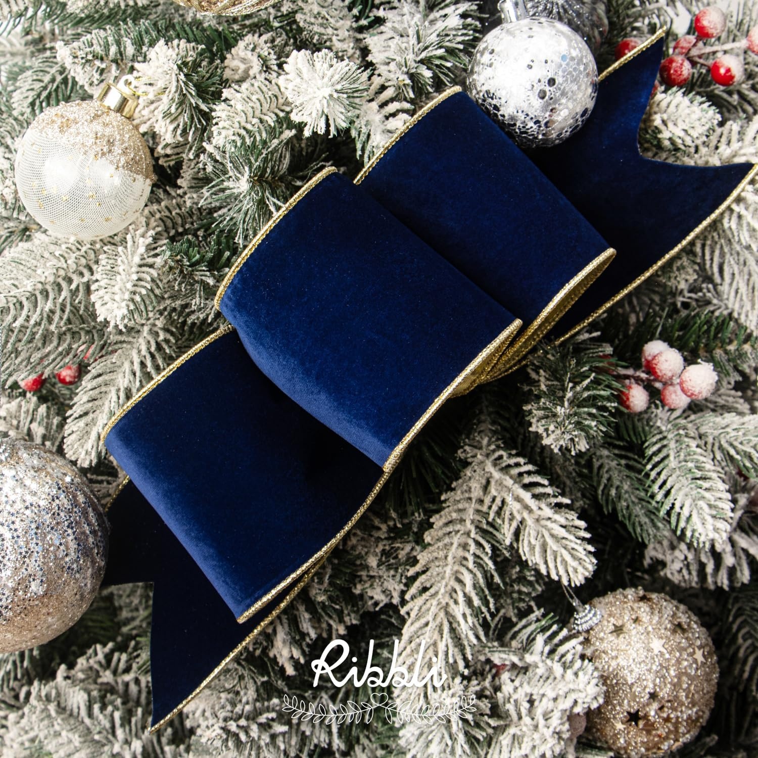 Ribbli Royal Blue Velvet Wired Ribbon 4 Inch Luxury Matte Velvet Christmas Ribbon for Gift Wrapping Christmas Tree Decoration Crafts Wreaths Supplies – 10 Yards(Navy)