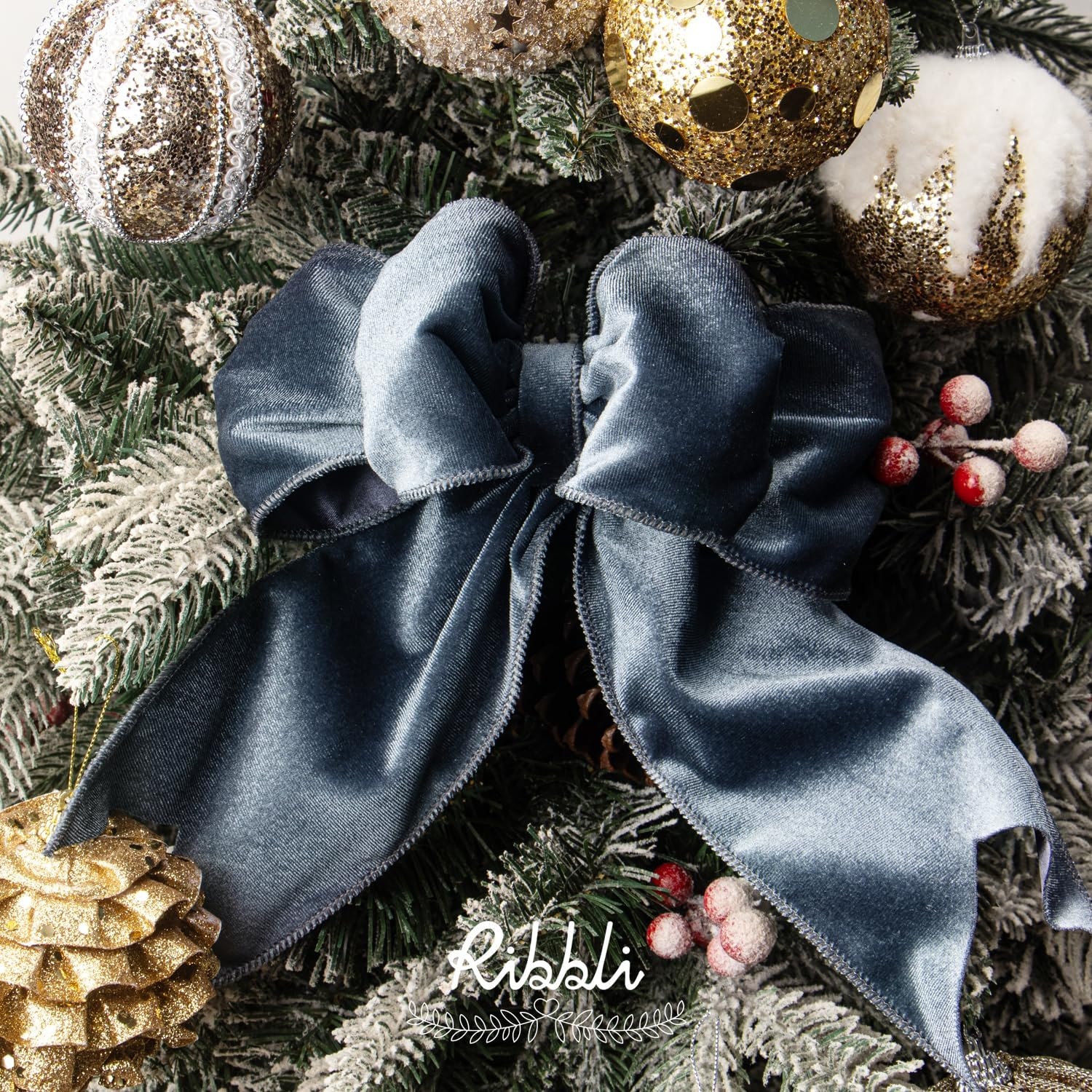 Ribbli Dusty Green Velvet Wired Ribbon 4 Inch Sage Velvet with Satin Christmas Ribbon for Gift Wrapping Christmas Tree Decoration Crafts Wreaths Supplies-Continuous 10 Yards(Dusty Blue)
