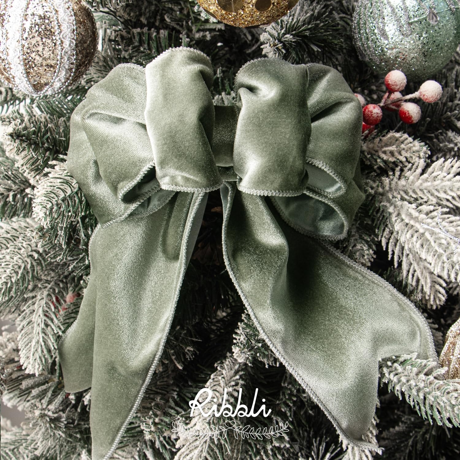 Ribbli Dusty Green Velvet Wired Ribbon 4 Inch Sage Velvet with Satin Christmas Ribbon for Gift Wrapping Christmas Tree Decoration Crafts Wreaths Supplies-Continuous 10 Yards(Sage)